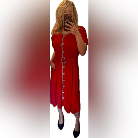 Vintage 80s Red Midi Dress with Button Accents & Detached Belt Size 12 - Picture 5 of 5